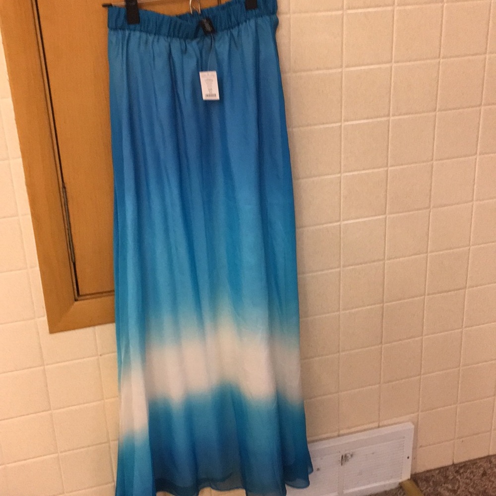 White House black market maxi skirt